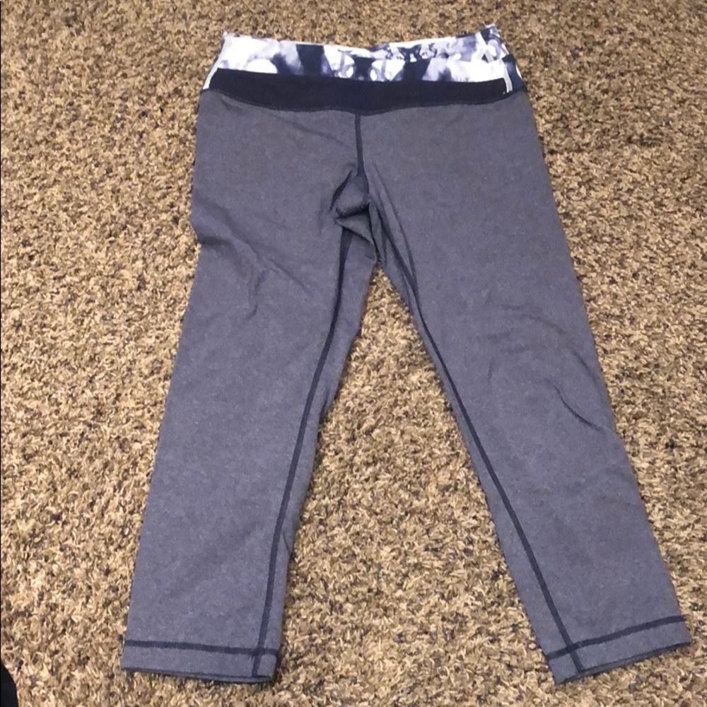 Lululemon Wunder Under in blue denim size 4